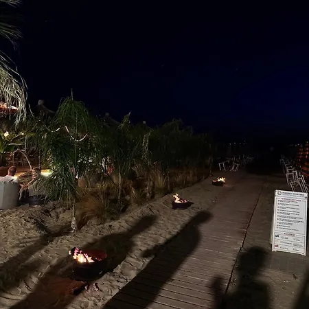Hébergement de vacances Golem, Poem Rooftop & Bbq Family *